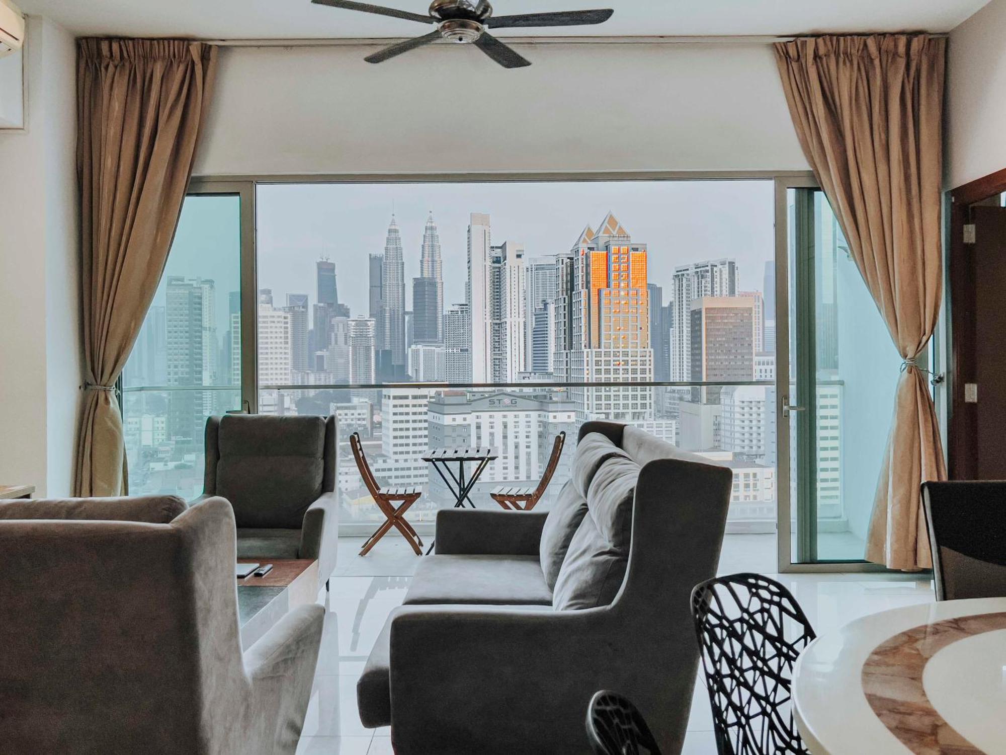 Regalia Residence The Sky Pool Suite Kuala Lumpur Zimmer foto